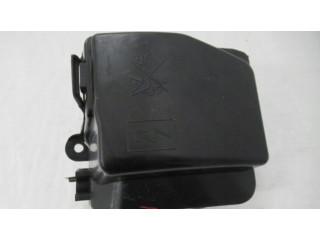 Pojistková skříňka 243804185R Renault Clio IV 2012