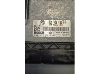 Блок управления двигателя 03G906021AQ, 0281012390 Volkswagen Caddy
