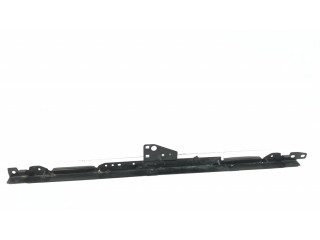 Другая деталь отсека двигателя