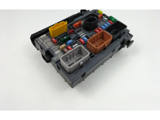 Блок предохранителей 9666700480 Citroen C4 I