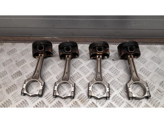 Píst Alfa Romeo Stelvio pro benzínový motor 2.0