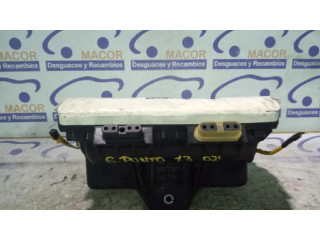 Подушка безопасности водителя 517541130   Fiat Punto (199)