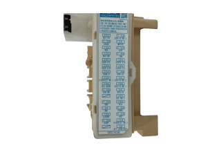 Pojistková skříňka Řídící jednotka BSM 8273042811 Toyota RAV 4 (XA40) 2017