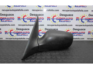 Форсунка     Saab 9000 CD   