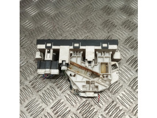 Блок управления климат-контролем    Nissan Almera