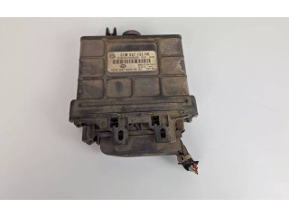 Блок управления коробкой передач 01M927733HK   Volkswagen New Beetle