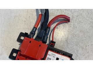 Узел подключения плюсовых проводов