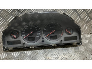 Панель приборов 8602475, 8637997 Volvo V70