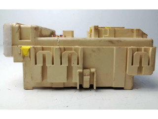 Pojistková skříňka Řídící jednotka BSM 8273042750B, 63583372 Toyota RAV 4 (XA30) 2015