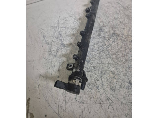 Vstřikovací lišta A6110780449, 32423587 Mercedes-Benz B W245