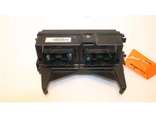 Блок предохранителей 04692073AB, 04692073AB Jeep Grand Cherokee (WK)