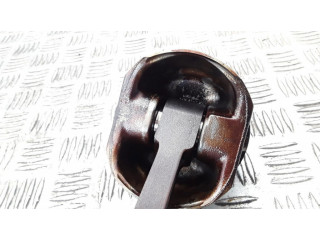 Píst    Saab 9-7X  pro benzínový motor 4.2  