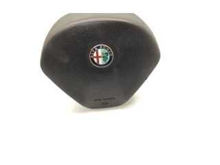 Подушка безопасности водителя D4112060146, 1560915200 Alfa Romeo Giulietta