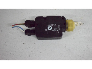 Zámek zadních dveří 67.11-8353014 BMW 3 E36 1992