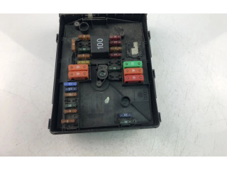 Блок предохранителей 1K0937125A Volkswagen Caddy