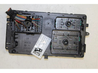 Pojistková skříňka Chevrolet Cruze 2012