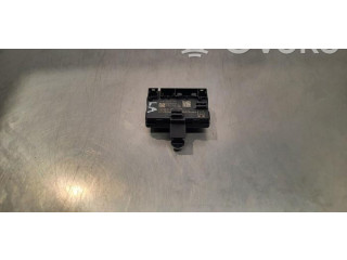 Блок управления центрального замка 4M0959795J Audi e-tron