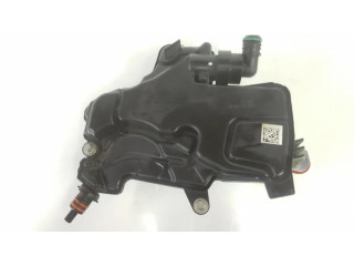 Другая деталь двигателя