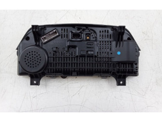 Панель приборов Audi e-tron