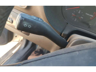 Ручка стеклоочистителей 8L0953513G Audi A3 S3 8L