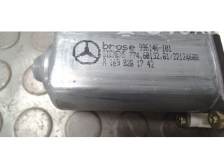 Рулевая рейка Передний двигатель механизма для подъема окон A1698201742 Mercedes-Benz A W169 2004 - 2012 года