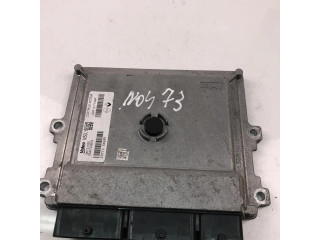 Блок управления двигателя 237105499R   Dacia Logan II