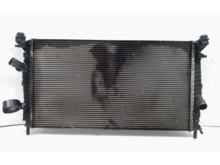 Радиатор охлаждающей жидкости     Volvo C30 