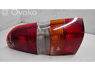 Задний фонарь правый 91AG13A602    Ford Escort   1995-2004 года