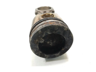 Píst Volkswagen Caddy DFSD