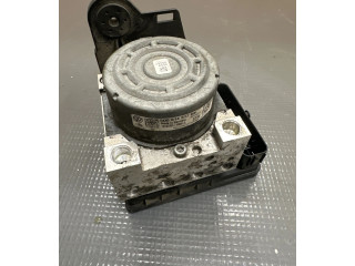 Блок АБС 5Q0614517DB, 10062730071 Volkswagen e-Golf 2014 - года