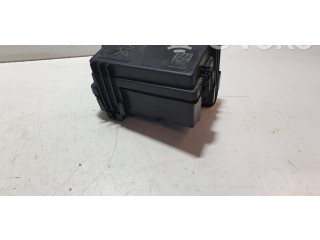 Блок предохранителей  243809977R   Dacia Spring    