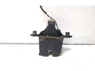 Замок багажника 1Z5827501C    Skoda Octavia Mk2 (1Z) 2004 - 2013 года