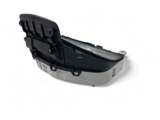 Панель приборов 31270901AA   Volvo V70       