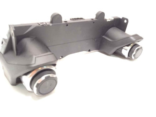 Блок управления климат-контролем 8893304828 Lynk & co 01