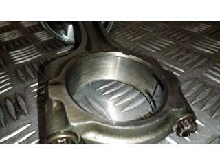 Píst A1Z021, MAHLE174 Honda CR-V pro naftový motor 2.2