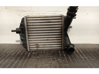 Интеркулер 46836770, 847850000 Fiat Idea