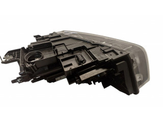 Передняя фара