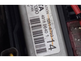 Pojistková skříňka Řídící jednotka BSM 72818793 Toyota Prius (XW30) 2015