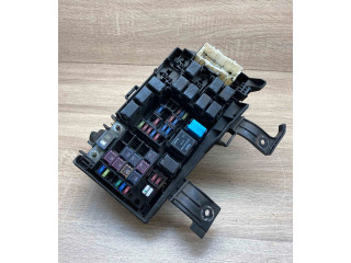 Pojistková skříňka V23134J59X431 Mazda 6 2002