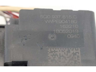 Модуль управления BSM 5Q0937615C Volkswagen Golf SportWagen CLHA