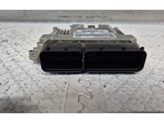 Блок управления двигателя 3911327485   KIA Carens II