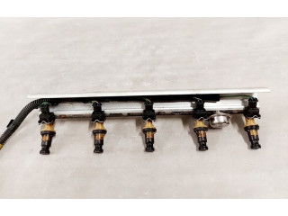 Топливная рампа 9186836   Volvo S80  