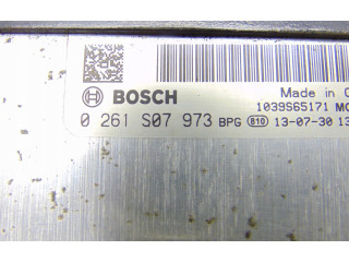 Řídící jednotka 04E906016T Volkswagen Transporter - Caravelle T6 2016