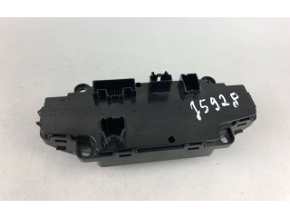 Блок управления кондиционера воздуха / климата/ печки (в салоне) AV1T18C612    Ford B-MAX   