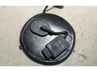 Топливная рампа 1K0906093G Skoda Rapid (NH)