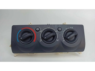 Блок управления климат-контролем 7701047549 Renault Clio II