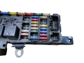 Блок предохранителей 9452993, 518322110 Volvo S60