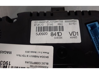 Панель приборов 5J0920811D Skoda Fabia Mk2 (5J)