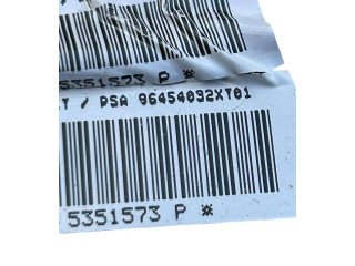 Подушка безопасности водителя 96454032XT01, 5351573 Citroen Berlingo