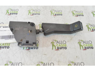 Ручка стеклоочистителей 7700765710 Renault 21